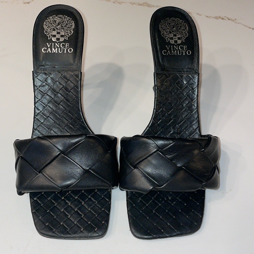 Vince Camuto Size 10 Black Woven Slide Sandals EUC Kitten High Heels